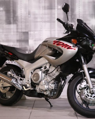 Yamaha tdm 850 1997 ricambi usati