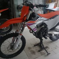 KTM sx-f 250 2024 in perfette condizioni