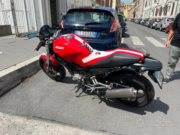 Ducati monster 620 ie