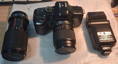 Macchina fotografica reflex Yashica 109