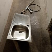 lavabo lavandino con miscelatore 