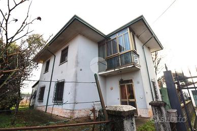 VILLA SINGOLA A VILLIMPENTA