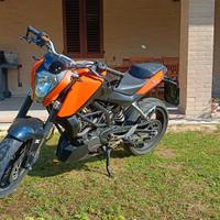 KTM Duke 125