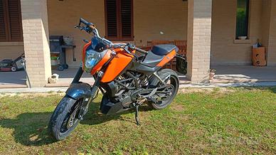 KTM Duke 125