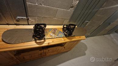 Snowboard Burton Malolo 162 con attacchi Burton 