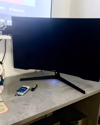 Monitor 2025 curvo samsung