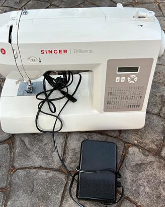 Singer Brilliance 6180