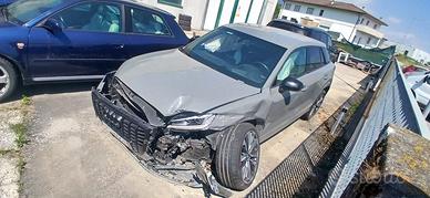 Audi sq2 sinistrata