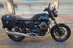 Moto Guzzi V7 II Stone 2015