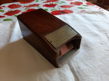 Distributore di carte da gioco