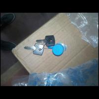 Piaggio ricambi lucchetto portatarga
