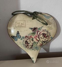Cuore decorativo in ferro