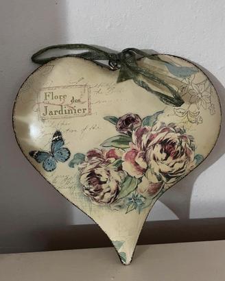 Cuore decorativo in ferro