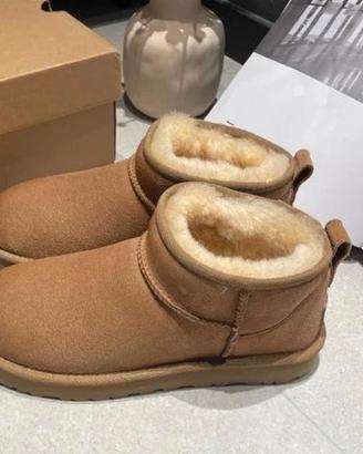 UGG Classic Ultra Mini  EU 38