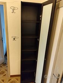 Libreria con anta