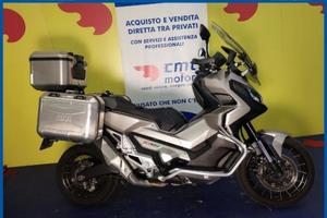 HONDA X-ADV 750 Garantito e Finanziabile