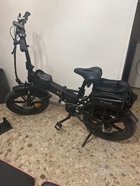 Bici  elettrica.  Enguie x