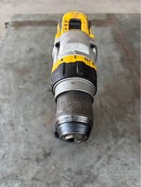 Trapano con percussione DeWalt DCD999