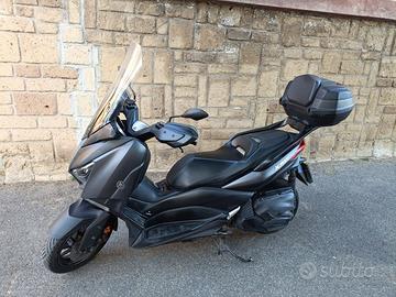 Yamaha X-Max 400 ABS 2018 – Perfetto Accessoriato