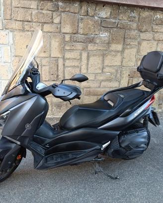 Yamaha X-Max 400 ABS 2018 – Perfetto Accessoriato