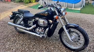 Honda Black widow 750 Honda