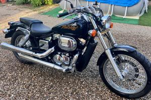 Honda Black widow 750 Honda