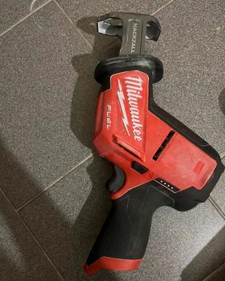 Seghetto diritto compatto Milwaukee M12 FUEL