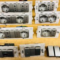 Stock bticino living teach 60 pezzi frutti vari