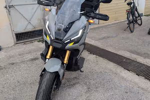Xadv 750 2021