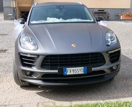 PORSCHE Macan - 2016