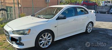 Mitsubishi Lancer  2010