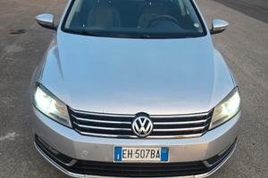 Volkswagen Passat 2011