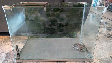 Acquario per tartarughe/pesci
