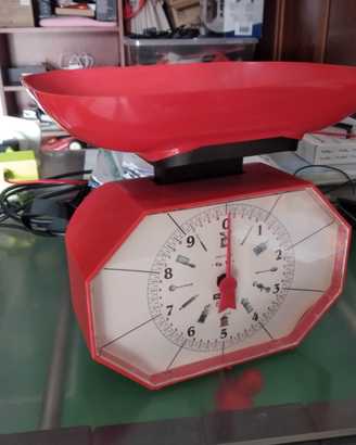 Bilancia da cucina pesa alimenti