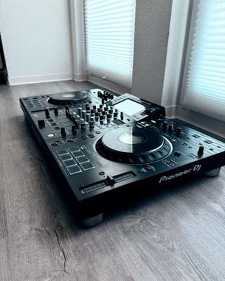 Pioneer DJ XDJ-XZ All-in-One + Case – Ottime condi