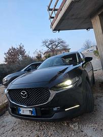 Auto Mazda cx30