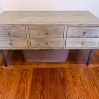 Cassettiera pezzo unico della Cirus company