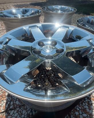 Set Cerchi cromati originali RAM 1500 20" -come nu