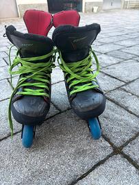 Pattini hockey in linea