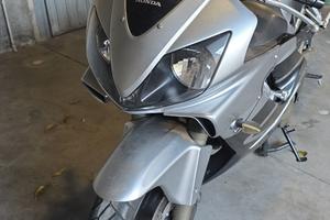Honda CBR 600 F Sport – 600cc – 109 CV