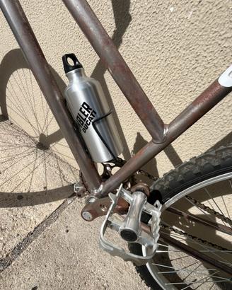 Bici atrigianale contropedale