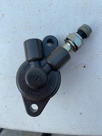 Pompa + Leva + Attuatore frizione KTM 990 Adven