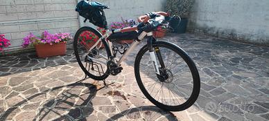 bici gravel misura S telaio in alluminio 