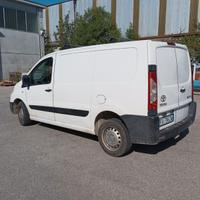 Fiat scudo./ Toyota proace