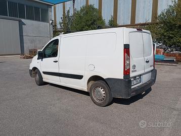 Fiat scudo./ Toyota proace