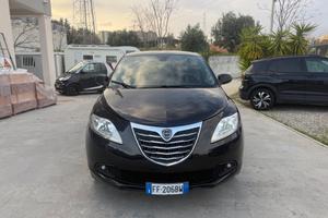 Lancia Ypsilon 1.2 69 CV 5 porte Platinum