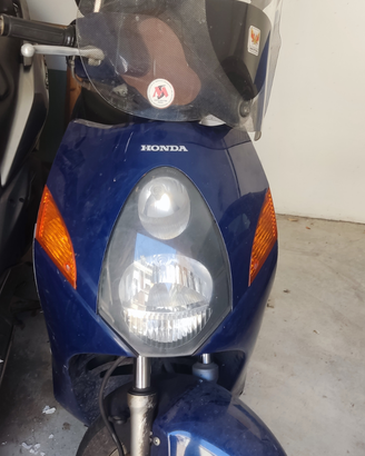 Honda 150 usato
