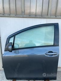 Porte anteriori Toyota Yaris II serie