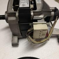 Motore per lavatrice WHIRLPOOL