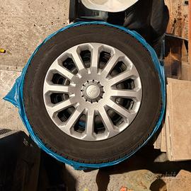 Offrite ,Gomme 90%+cerchi 4x108 invernali